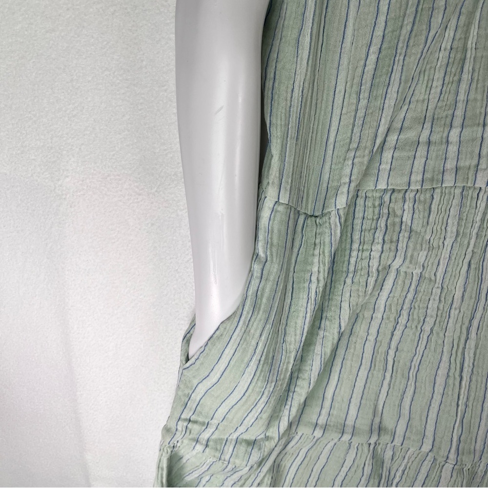 Universal Thread Light Green Striped Sleeveless T… - image 6